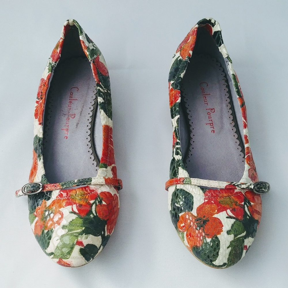 Floral Couleur Poupre Anthropologie Flats Sz. 6.5